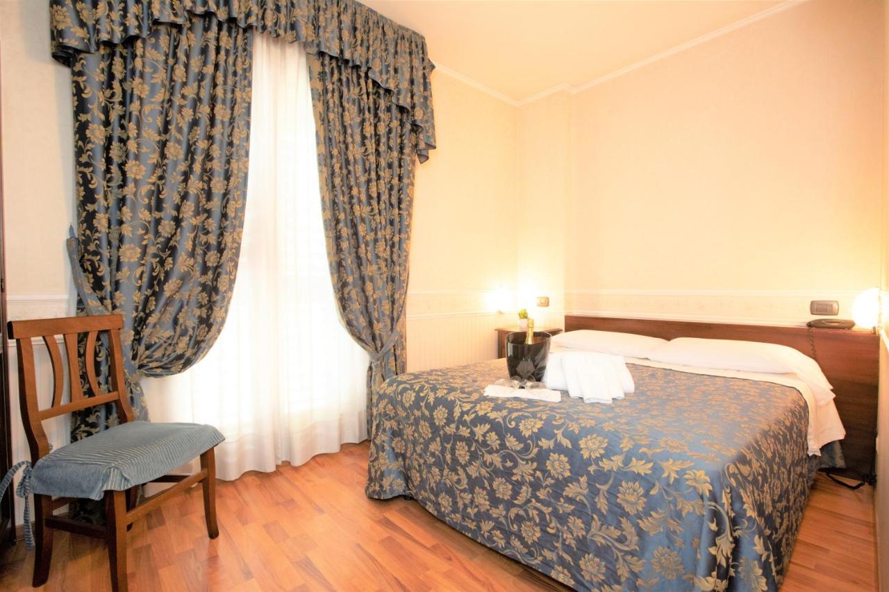 Hotel Arcobaleno Сиена Экстерьер фото